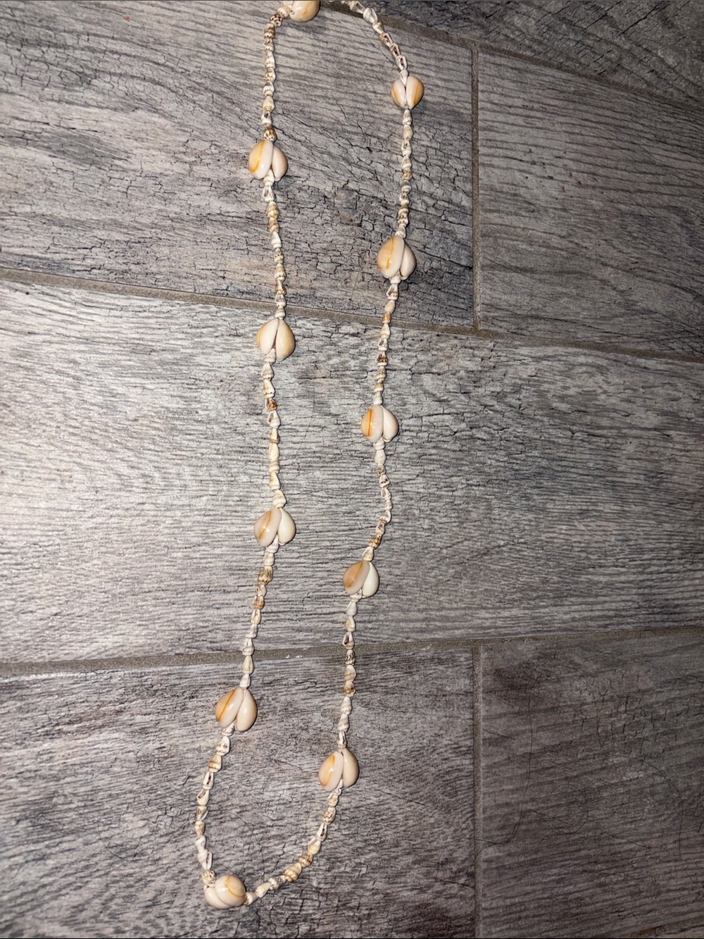 Never worn Handmade Cowrie Shell Necklace in Natural Cream